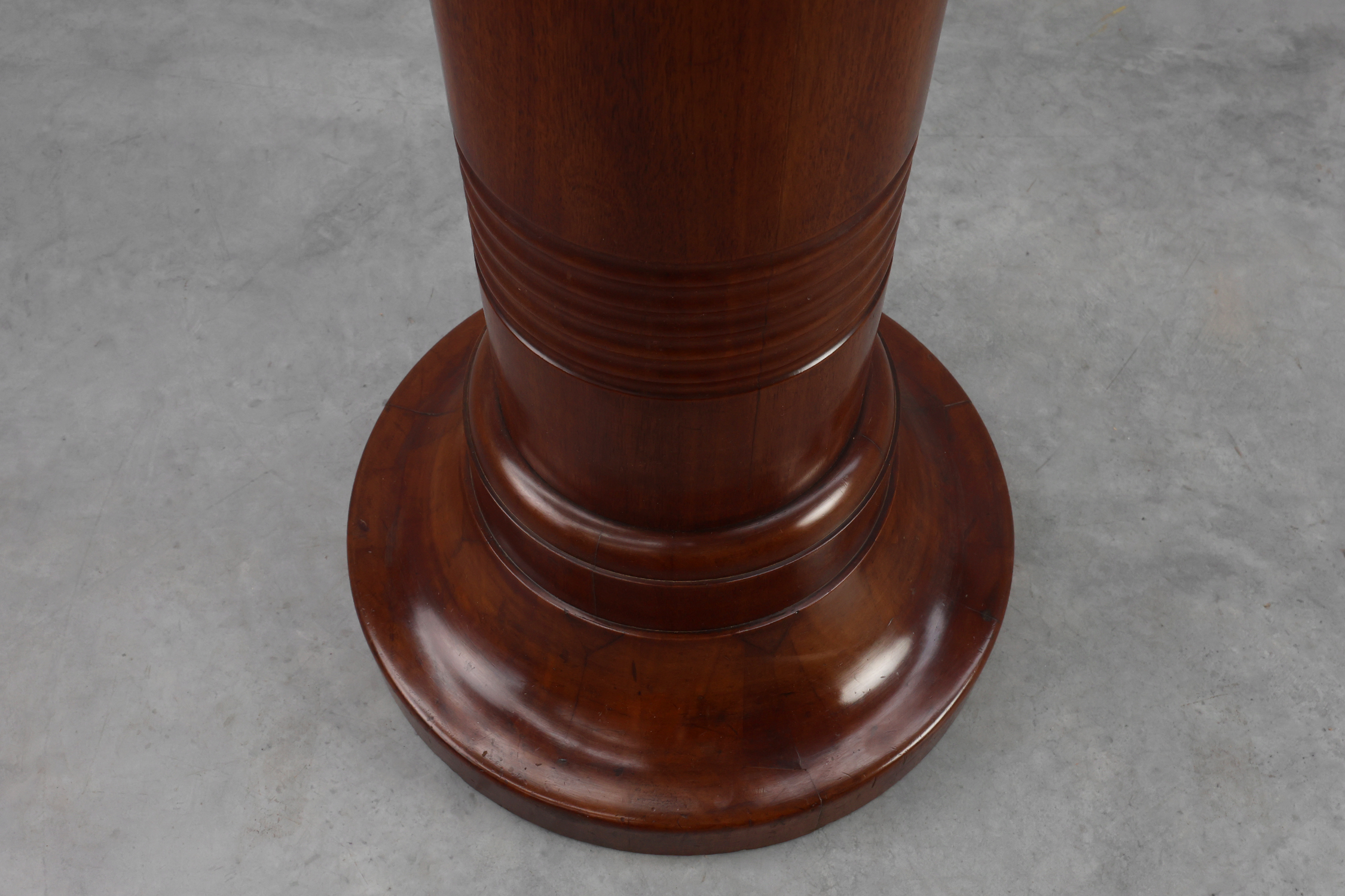 Sculptural Art Deco solid Wooden Pedestal, France ca. 1925thumbnail